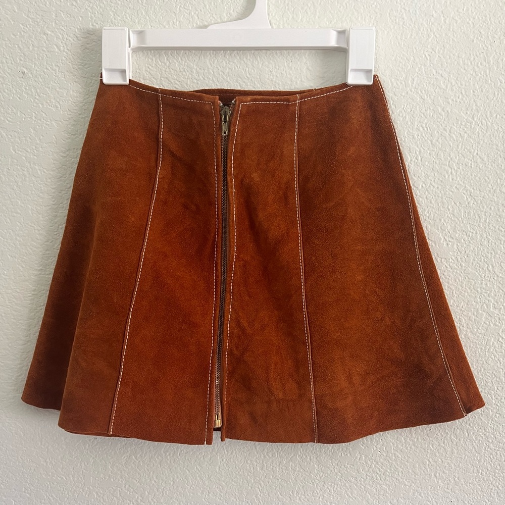Vintage 60-70s suede skirt, size small/24. Perfect condition!